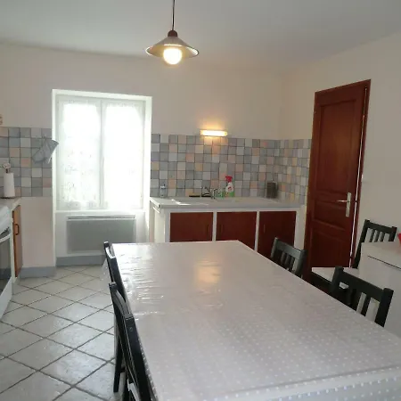 Holiday home Le Refuge Champagne-Saint-Hilaire